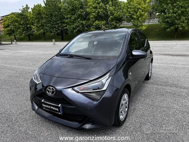 TOYOTA Aygo