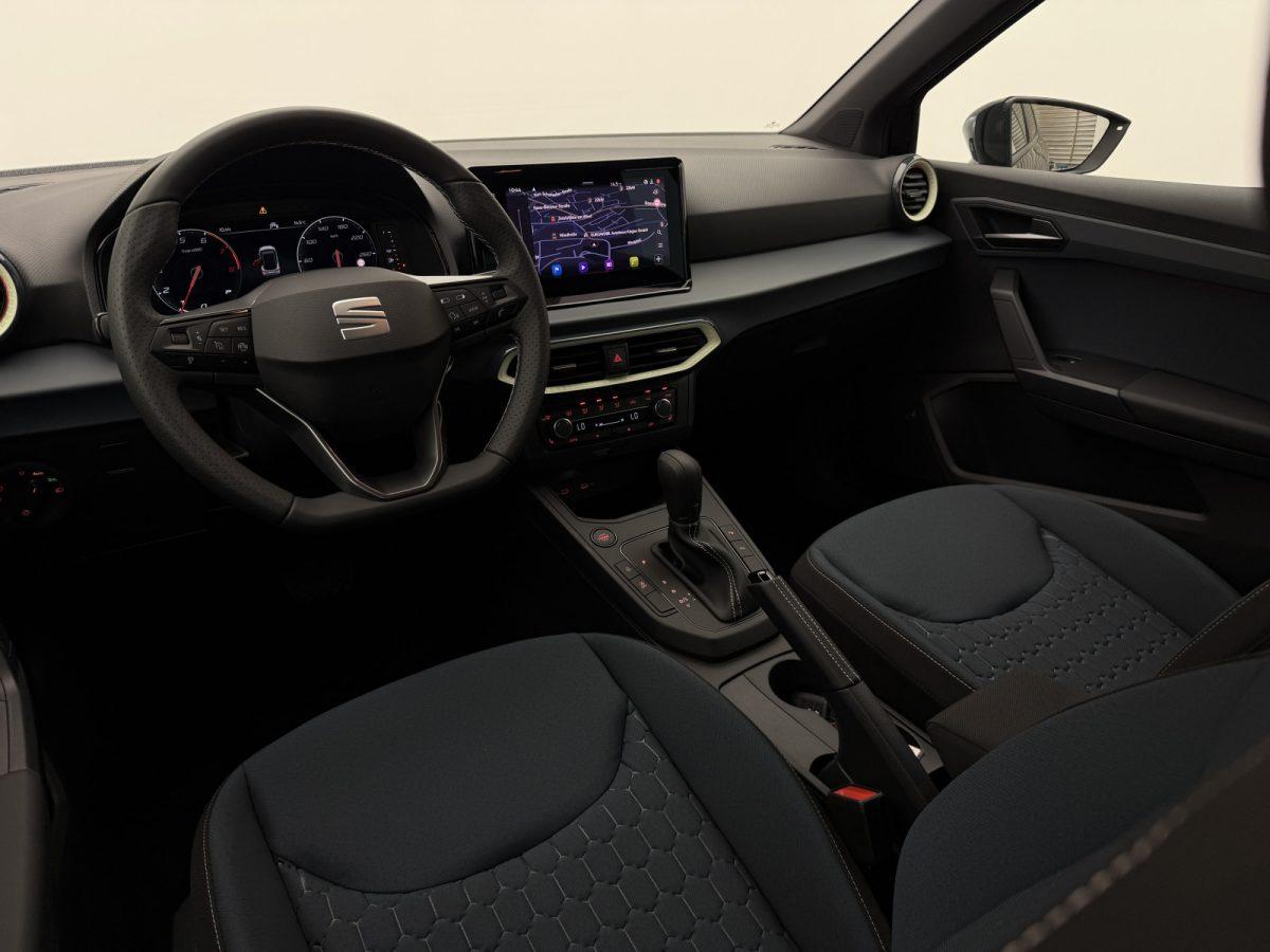 SEAT Arona 1.5 TSI DSG Black Ed.+CAM+NAV+LED+ASSISTS+, миниатюра 20