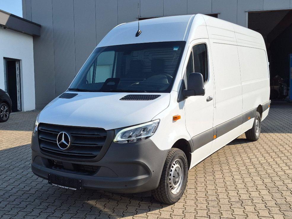 Mercedes-Benz Sprinter 317 Maxi Automatik SHZ Kamera AHK 3,5t