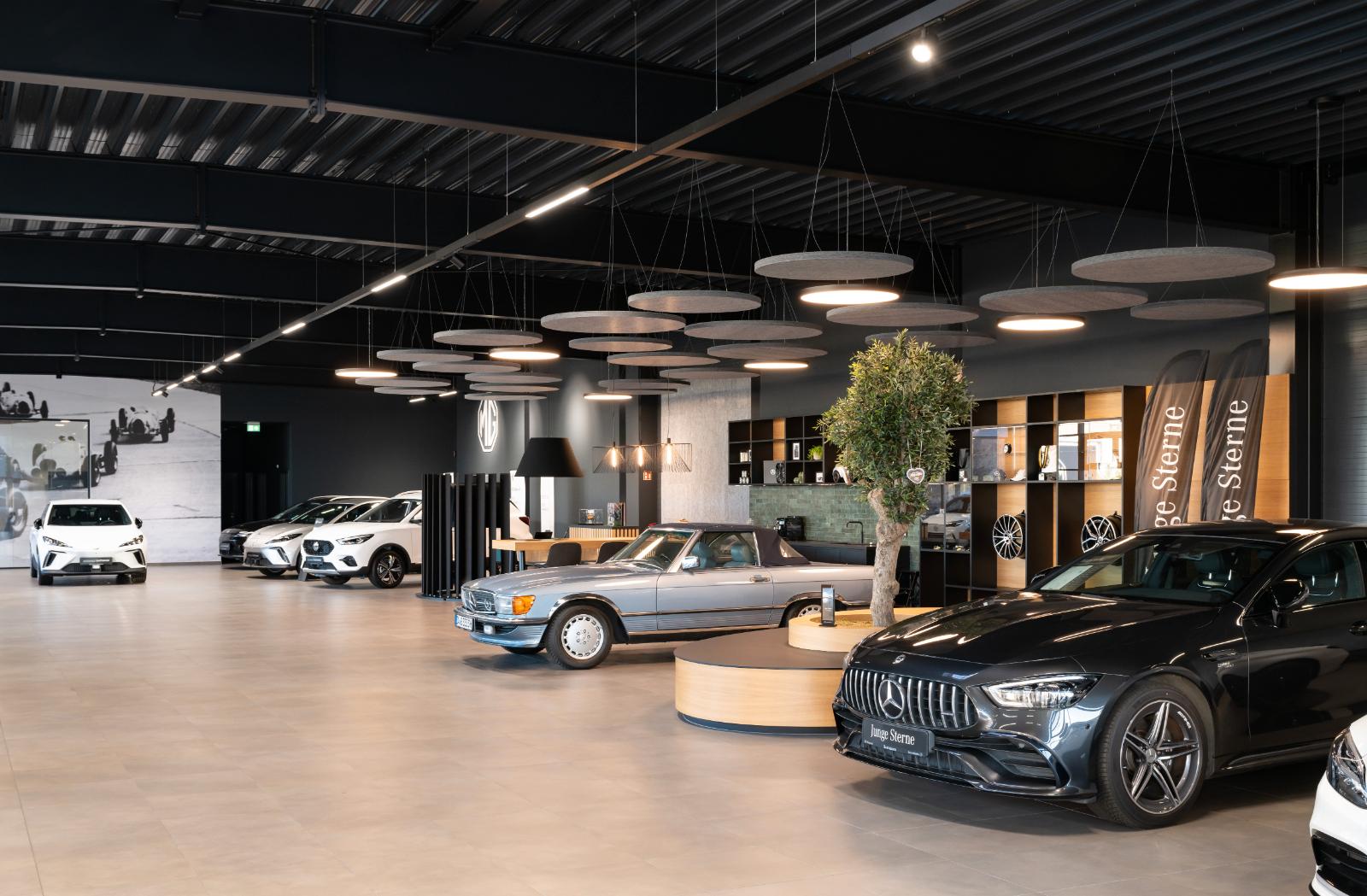 showroom-image-bottom