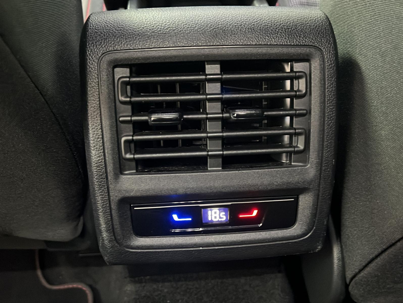 Volkswagen Golf 2.0 TSI GTI DSG*Navi*LED*Kamera*ACC*LED+, миниатюра 15