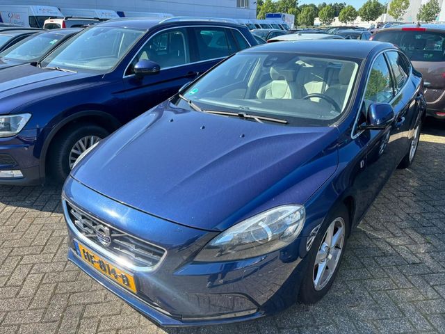 Volvo V40 2.0 D2 Ocean Race Business