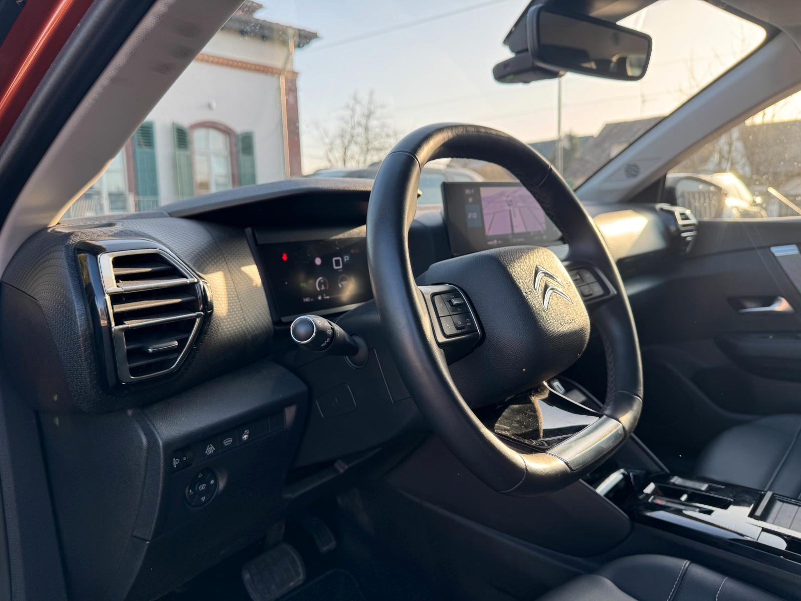 Citroën C4 Lim. Shine/Head-UP/RFK/MFL/NAVI/SHZ/LED/
