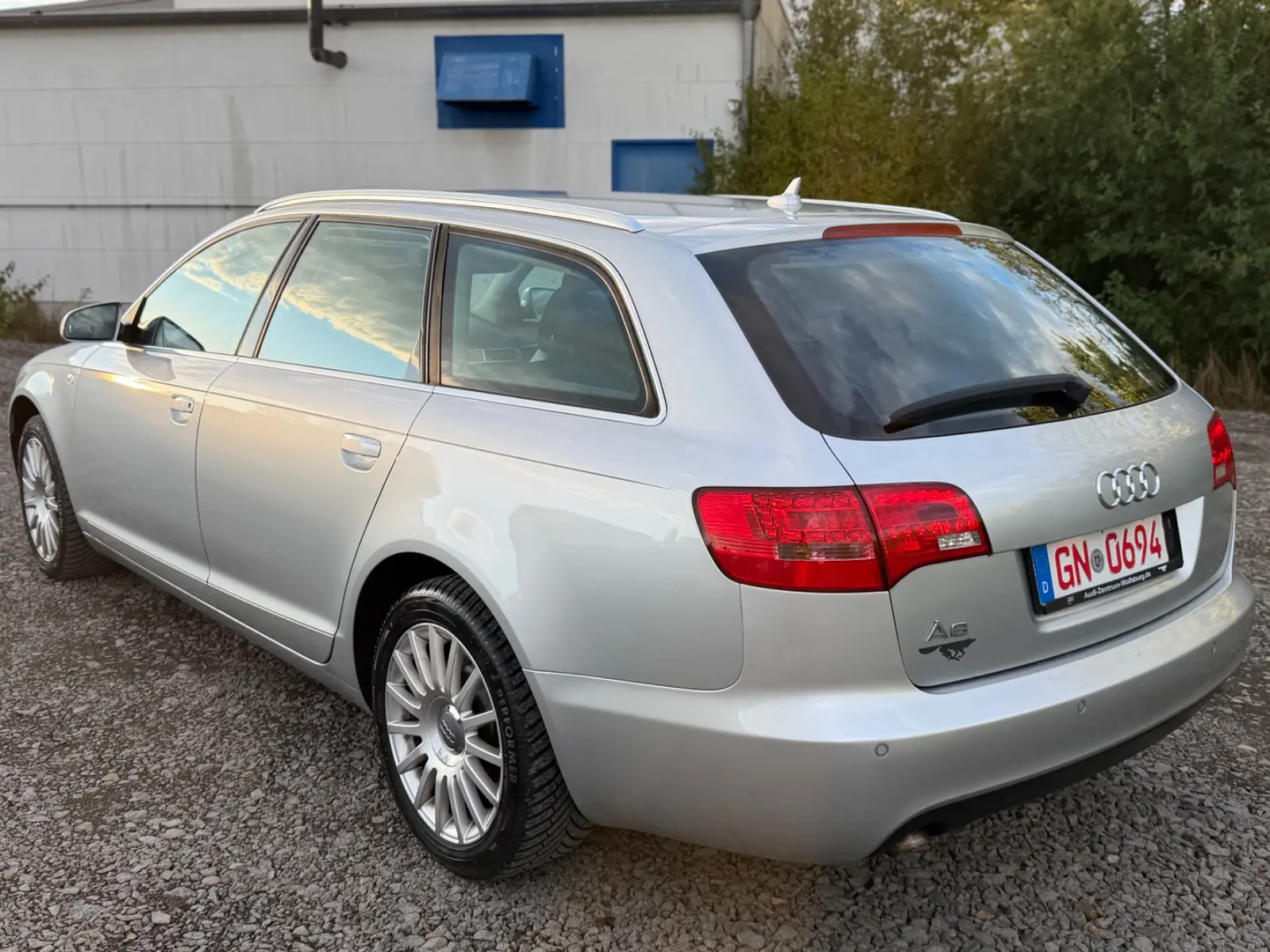 Audi A6 2005 — interior