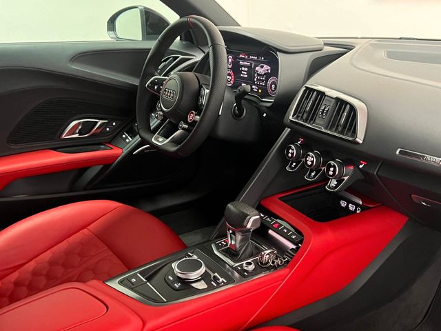 Audi R8 Coupe 5.2 RWD°BLACK/RED°B&O°Laser°MILLTEK°