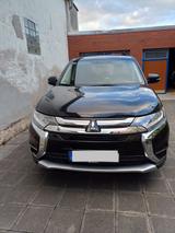 Mitsubishi Outlander 2.0 Benziner  - Mitsubishi Outlander in Mannheim
