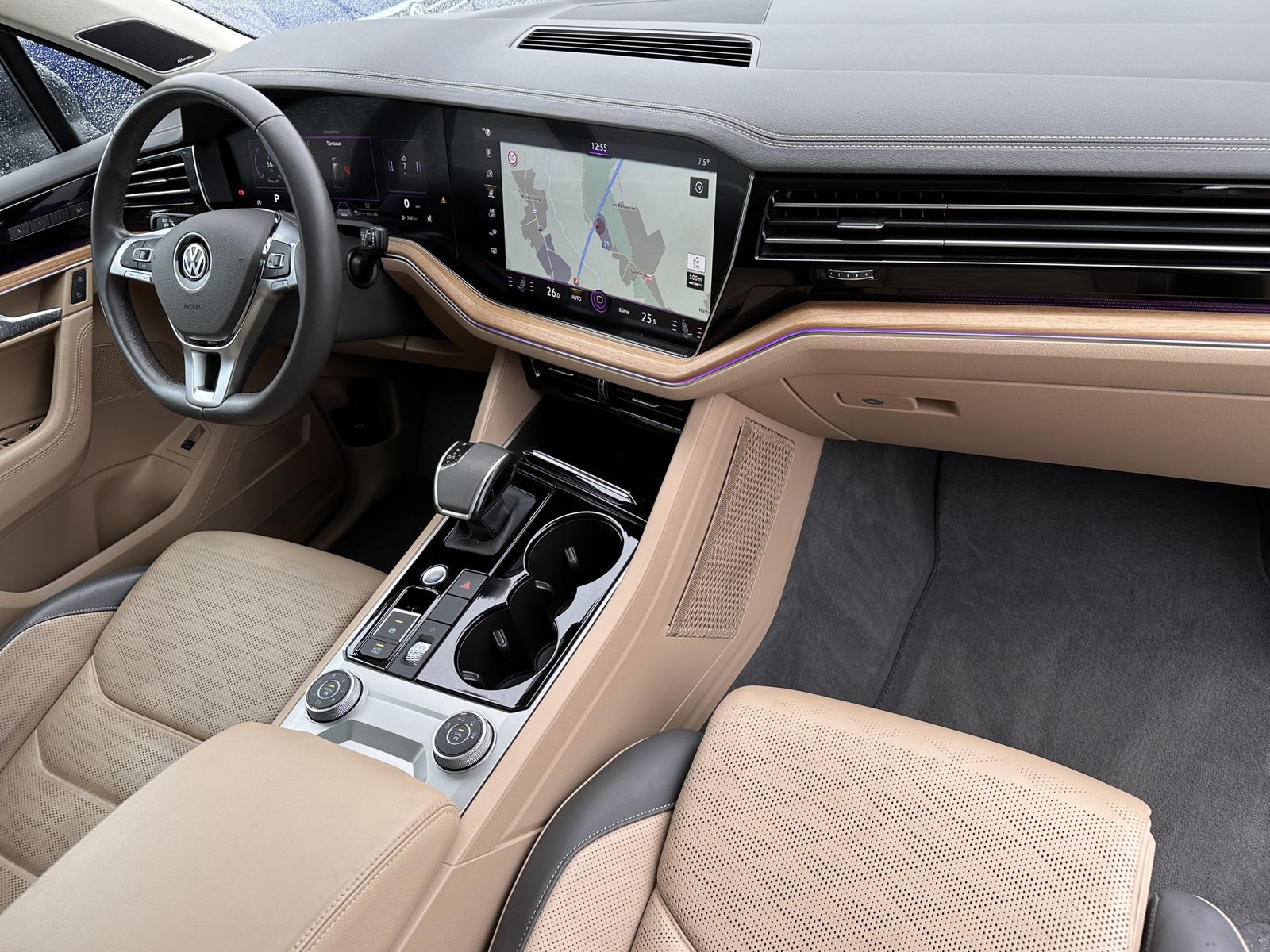 Fahrzeugabbildung Volkswagen Touareg 3.0 TDI*4Motion*AHK*Pano*HeadUp*Cam*