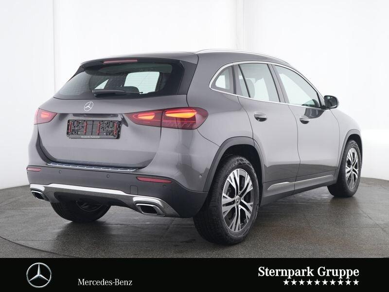 Mercedes-Benz GLA 180 Progressive/Navi/Autom./Klima/LED