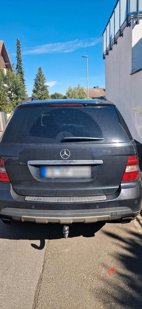Mercedes-Benz ML420 2008 — interior