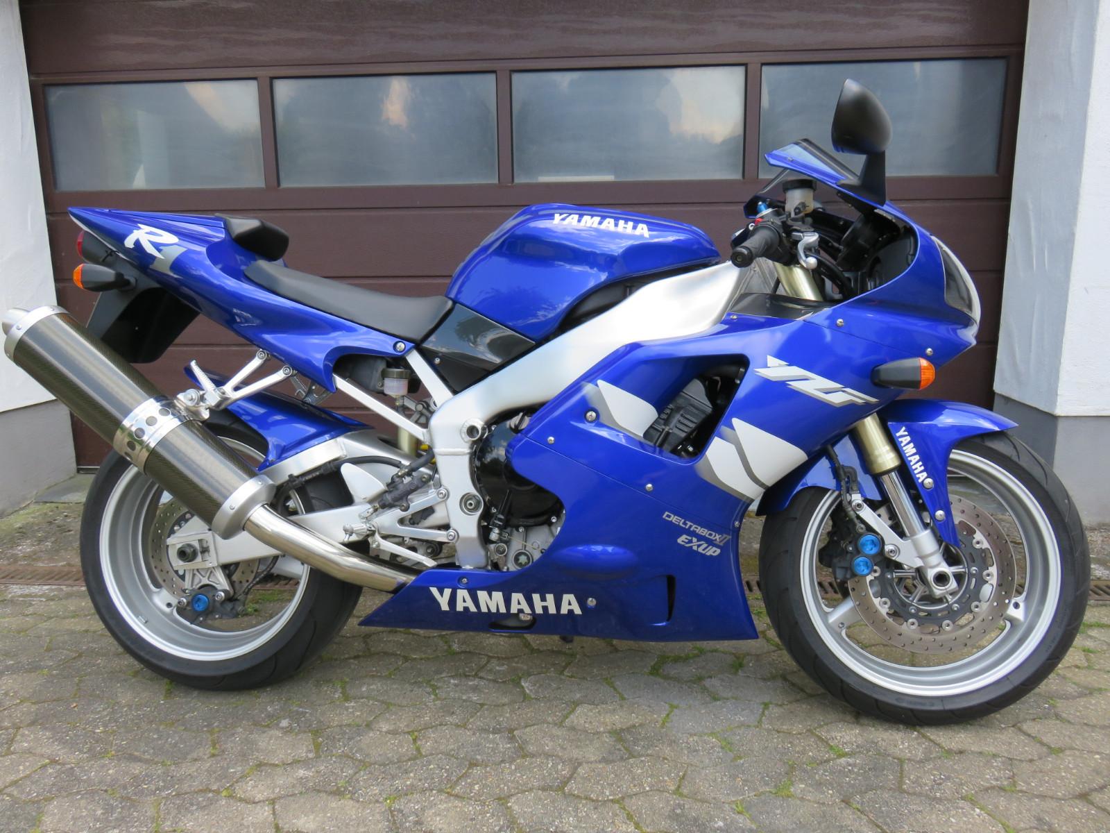 Yamaha R1  RN 01  1.HAND  8500 KM  SAMMLERZUSTAND