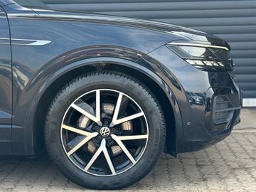 Volkswagen Touareg - 7