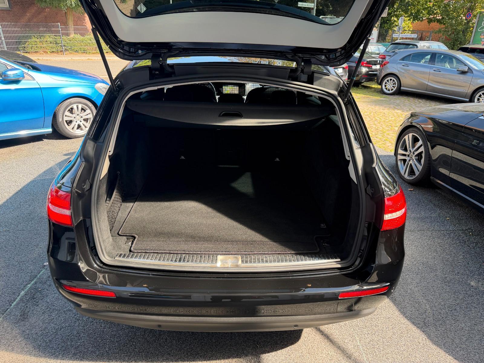 Mercedes-Benz E 200 LED/EL. SITZE/NAVI/KAMERA/LUFTFEDERUNG