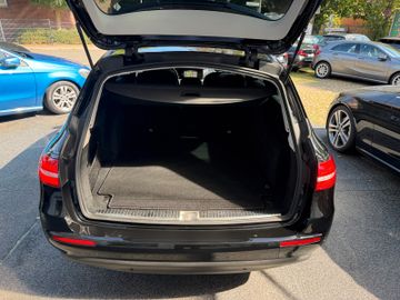 Mercedes E 200 - 9