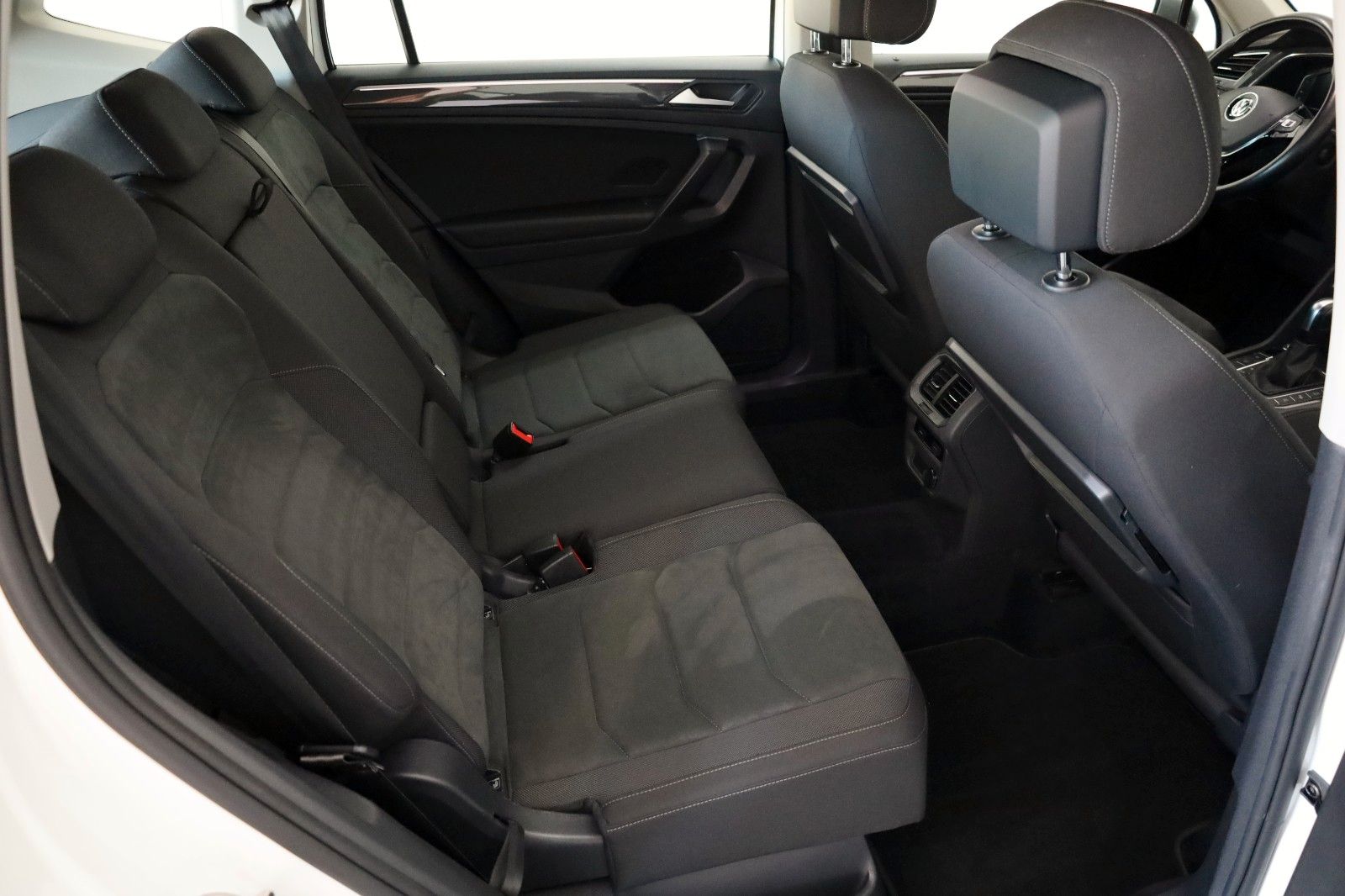 Fahrzeugabbildung Volkswagen Tiguan Allspace Highline 4M Navi,LED,360°,ACC,SH