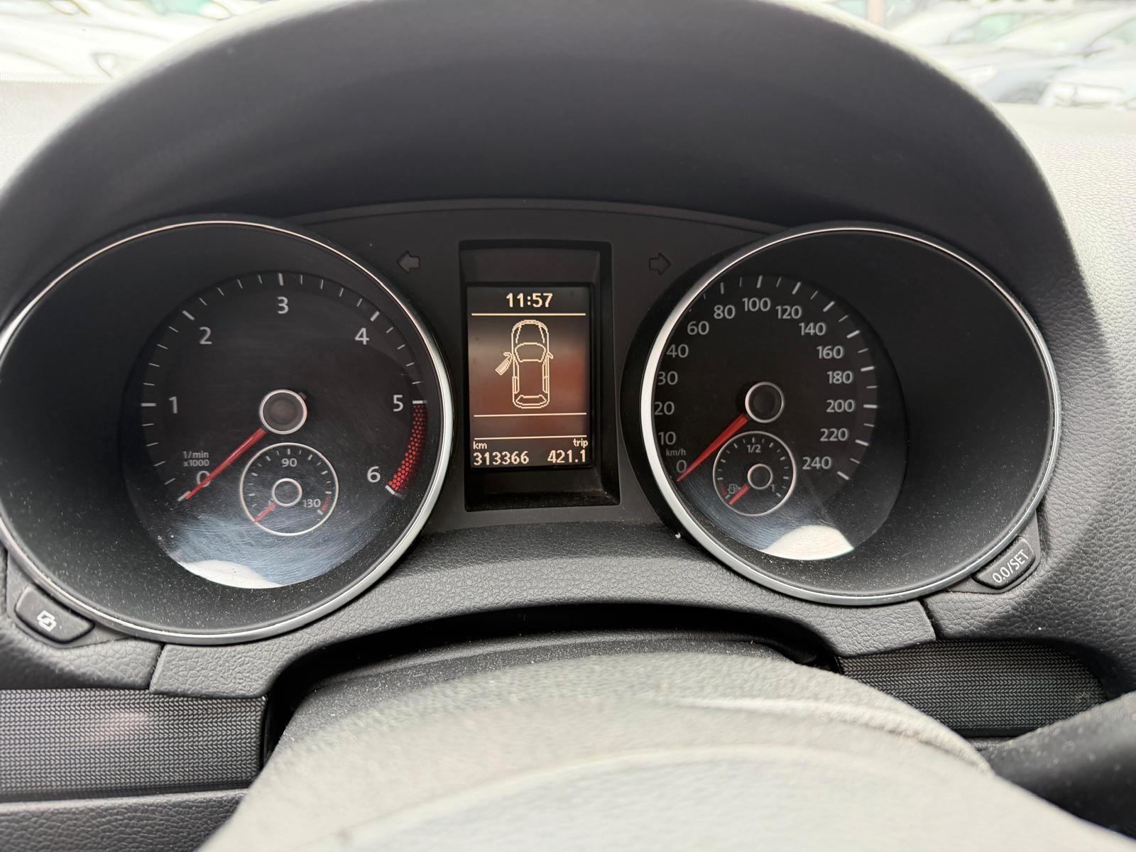 Volkswagen Golf 2012 — engine 1.968 cm³, 140 HP (103kW)