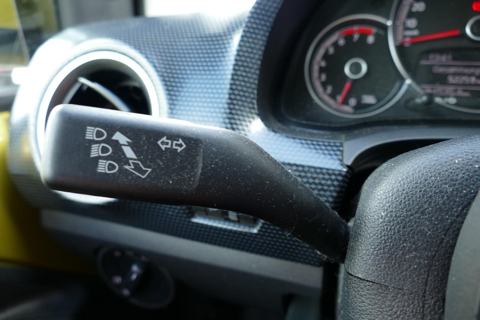 Volkswagen Up 1.0 Basis Klima Bluetooth USB AUX, миниатюра 9
