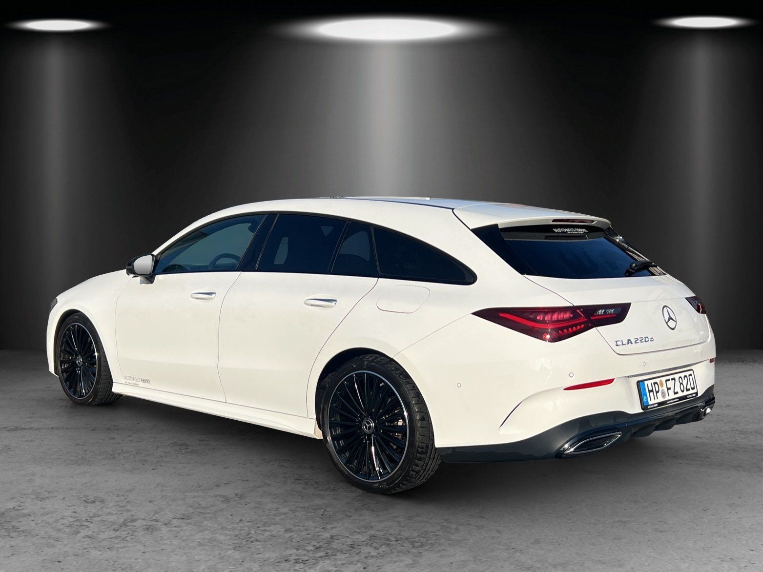 Fahrzeugabbildung Mercedes-Benz CLA 220 d Shooting Brake AMG Burme PANO KeyGo