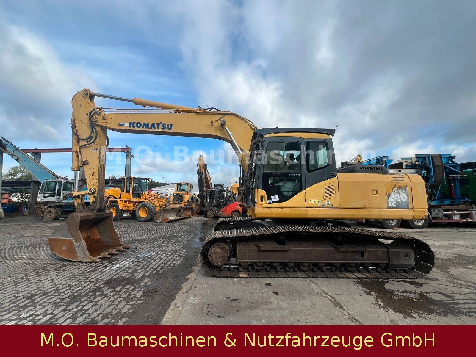 Fahrzeugabbildung Komatsu PC 240 LC-7K /Hammerleitung/ Neue Ketten