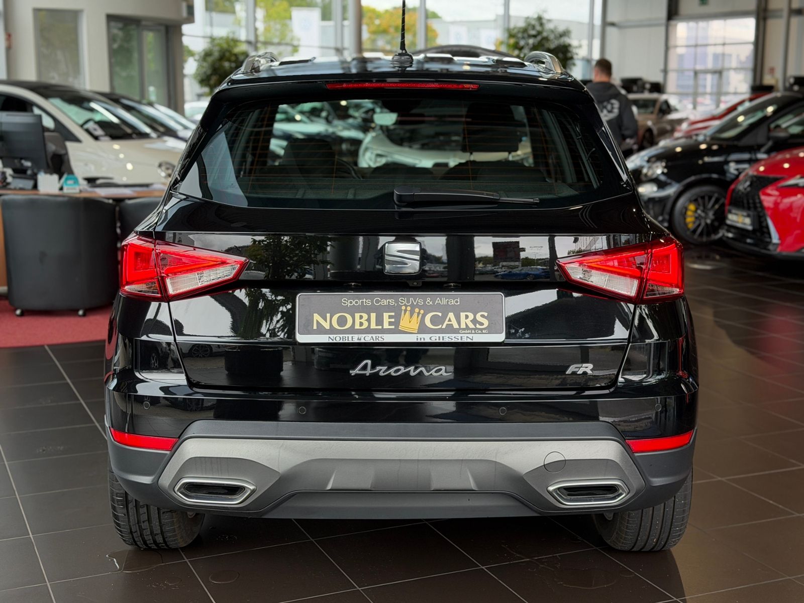 Fahrzeugabbildung SEAT ARONA 1.5 TSI DSG FR KLIMA NAV RFK ACC SHZ 17"