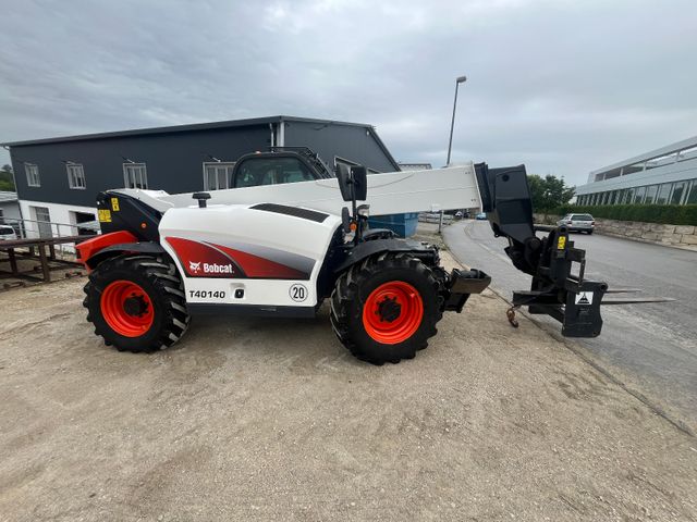 Bobcat T40140     14m.     4to.