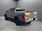 Toyota Hilux 4x4 Double Cab Invincible - Toyota Hilux: Allradantrieb