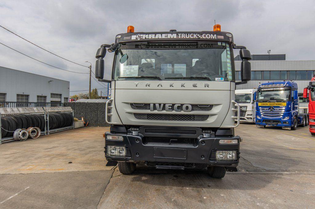 Iveco TRAKKER 410 - 121 499 KM