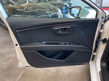 Seat Leon FR *2.Hand*Scheckheft*LED*
