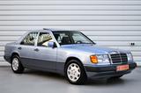 Mercedes-Benz E200 Oldtimer-Zulassung+45.250km+2.Hand+ Deutsch - gebrauchte Mercedes-Benz E 200 aus dem Jahr 1992