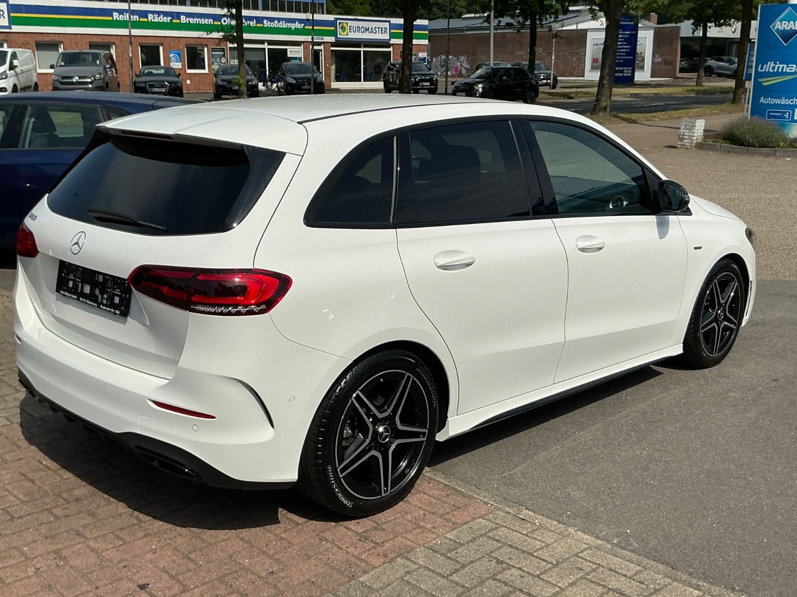 Mercedes-Benz B180 Edition AMG LED Kamera Night Paket foto 5