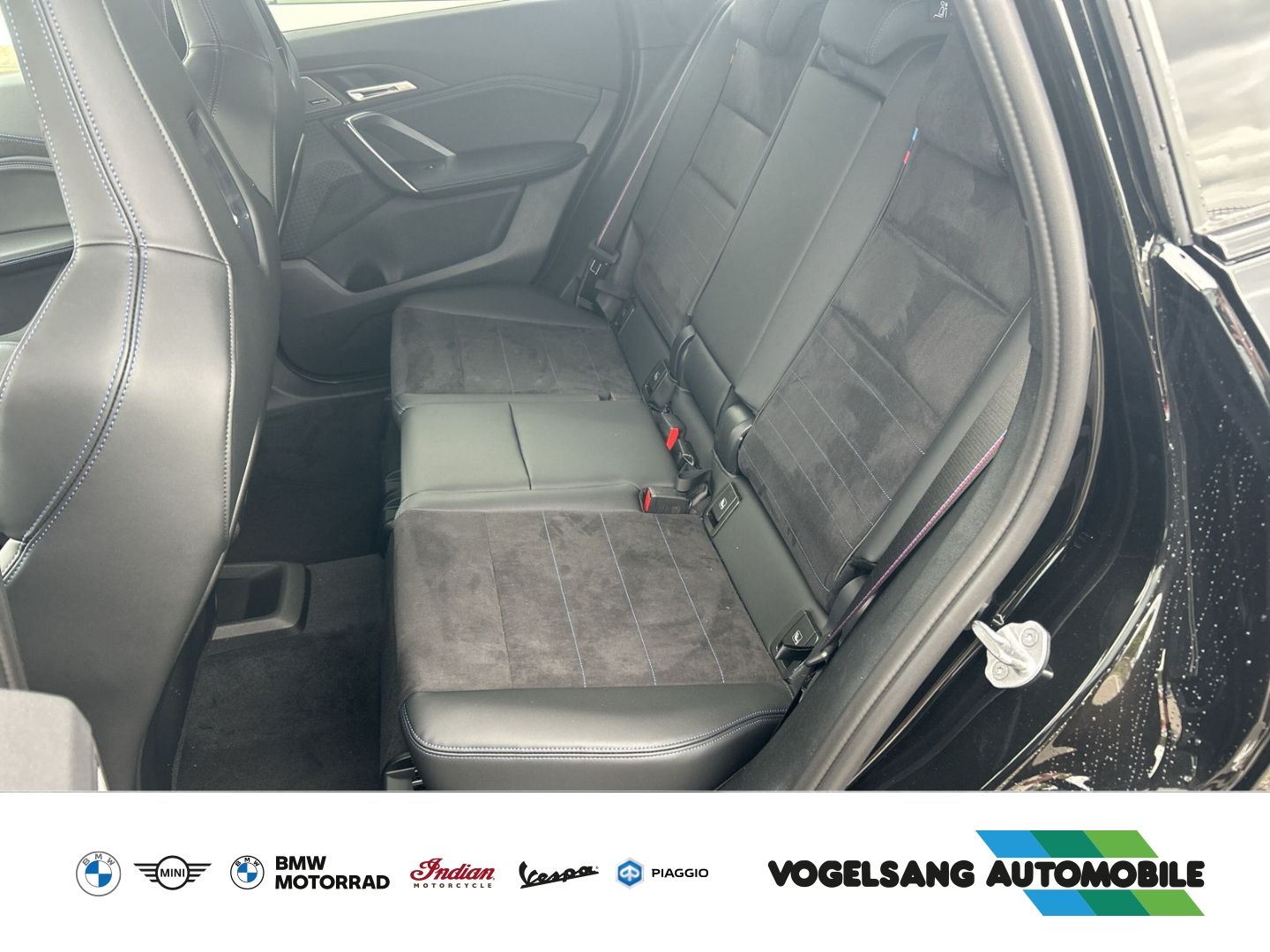 Fahrzeugabbildung BMW X1 M35i xDrive M Sport Pro Innovationspaket Pano