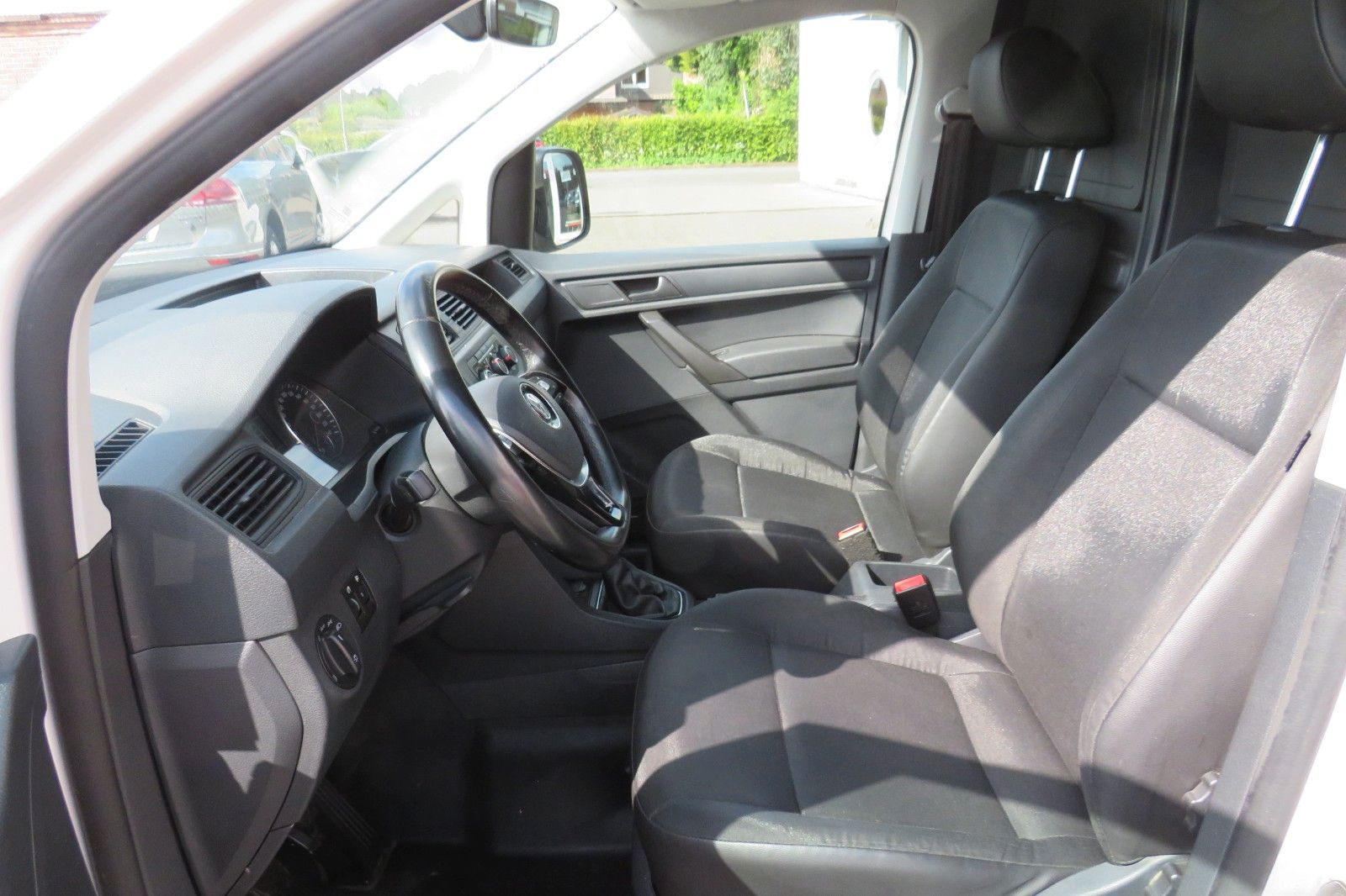 Fahrzeugabbildung Volkswagen Caddy MAXI Kasten LKW 2.0 TDI