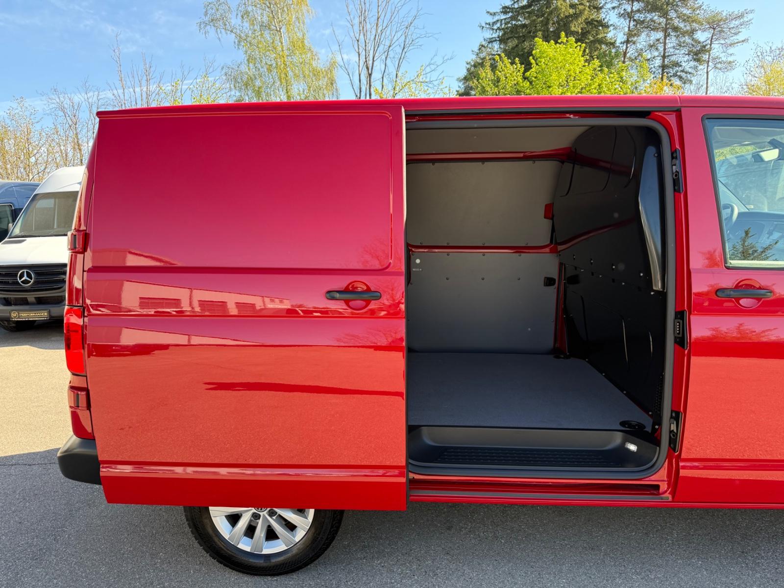 Volkswagen T6.1 Transporter 2.0 TDI LED KAMERA TEMPOMAT STH