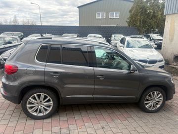 Volkswagen Tiguan - 3