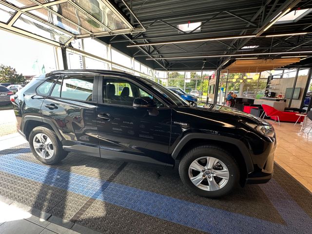 Toyota RAV 4  Hybrid x2 Business Edition *wenig KM !!!*