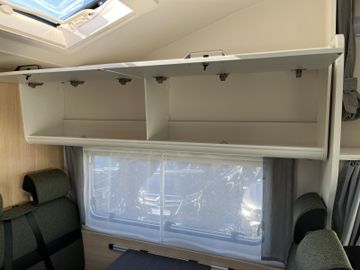 Sunlight A 68 6 Personen Camper 