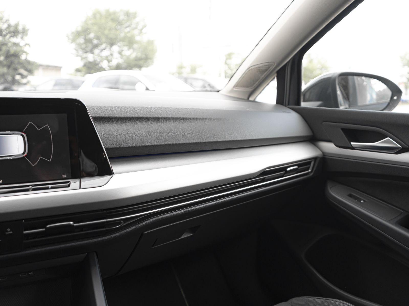 Volkswagen Golf VIII Life 2.0 TDI LED Navi PakPilot App DSG, миниатюра 20