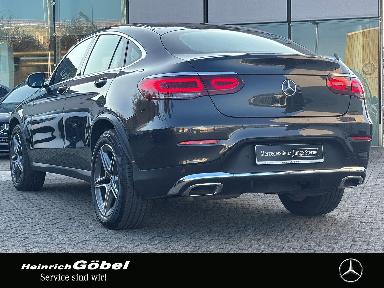 Fahrzeugabbildung Mercedes-Benz GLC 400 d 4M Coupé*AMG*AHK*SCHIEBEDACH*AMBIENTEB
