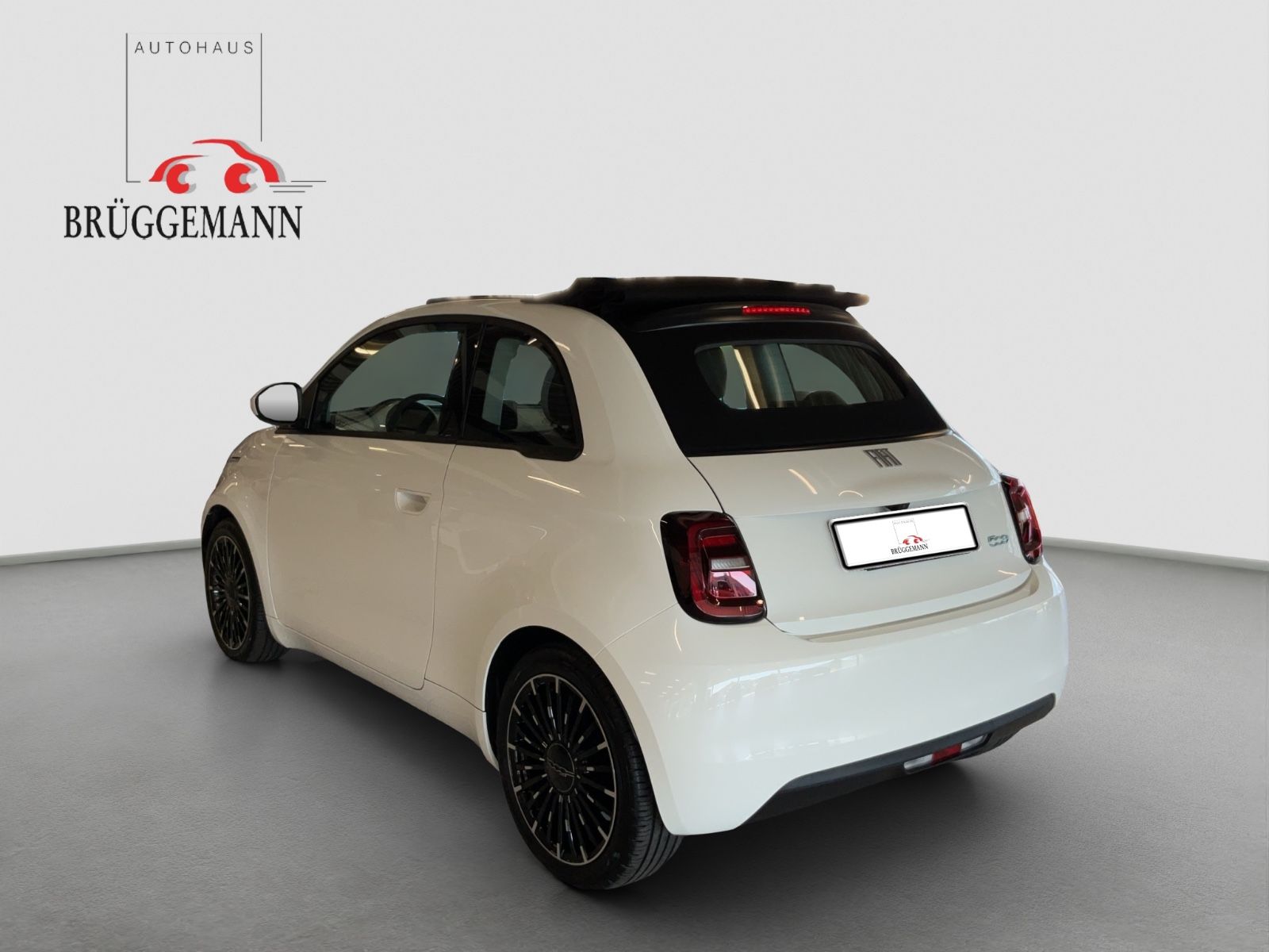 Fahrzeugabbildung Fiat 500e Cabriolet Icon