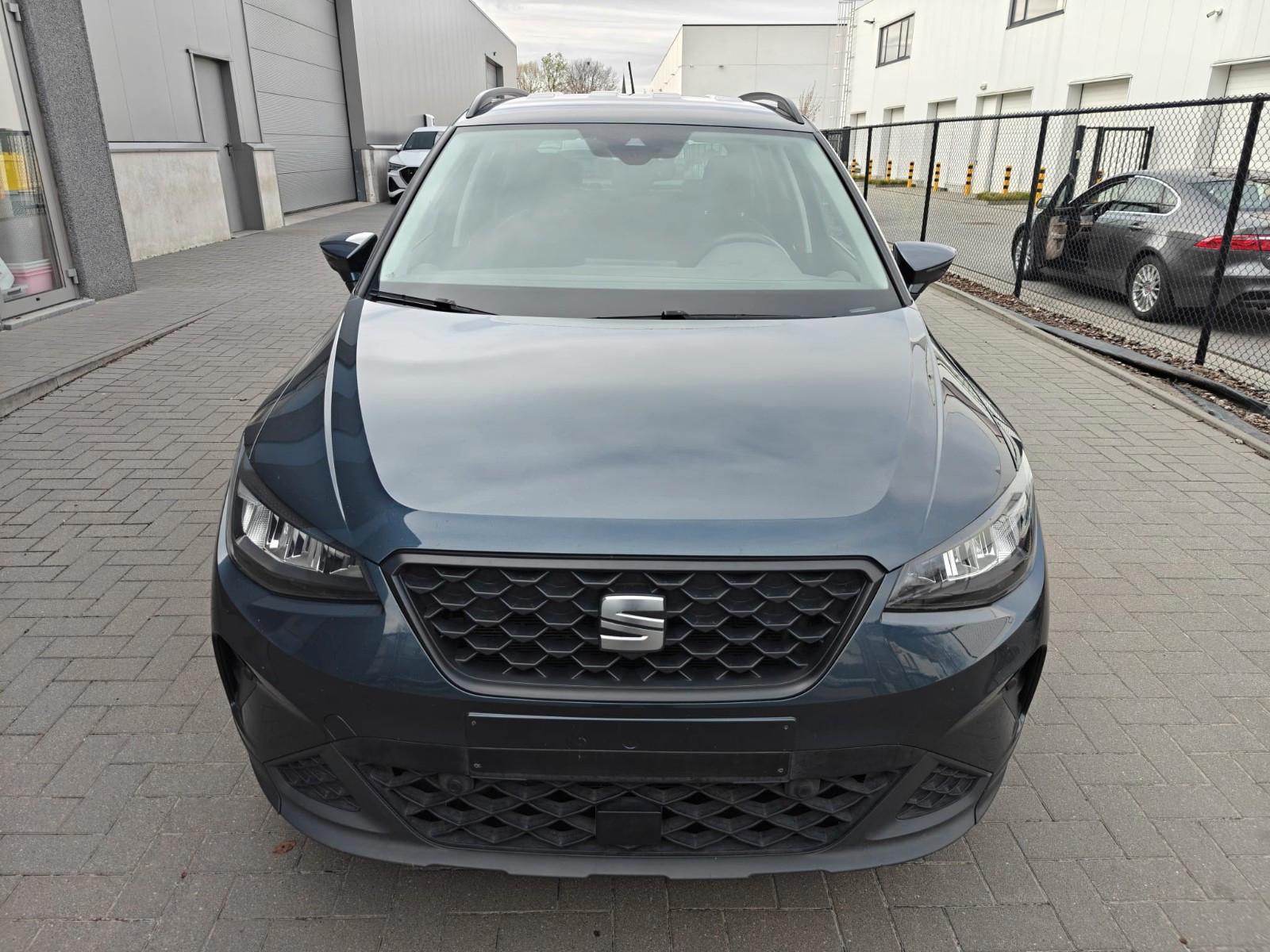 Seat Arona 1.0TSI 110 DSG NAVI SPORTSITZE HECKSCHADE