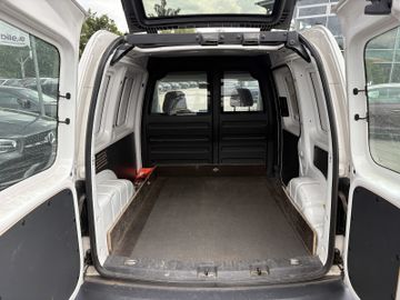 Volkswagen Caddy - 10