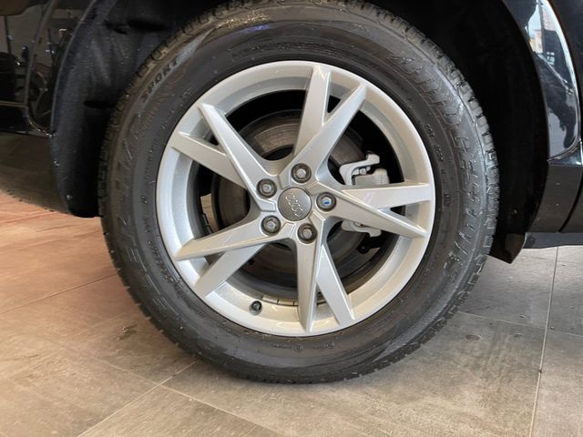 Audi Q3 sport quattro *2. Hand*Klima*Navi*LED*AHK*SHZ