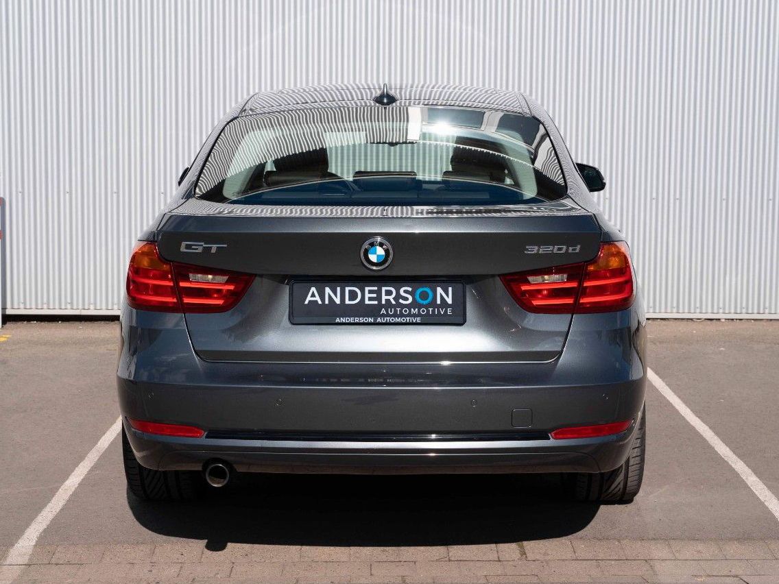 Fahrzeugabbildung BMW 320 D GRAN TURISMO SPORT XENON PANO SHADOW NAVI