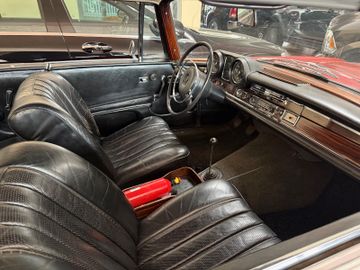 Mercedes-Benz 280 SE °1. HAND°DEUTSCHES FAHRZEUG°