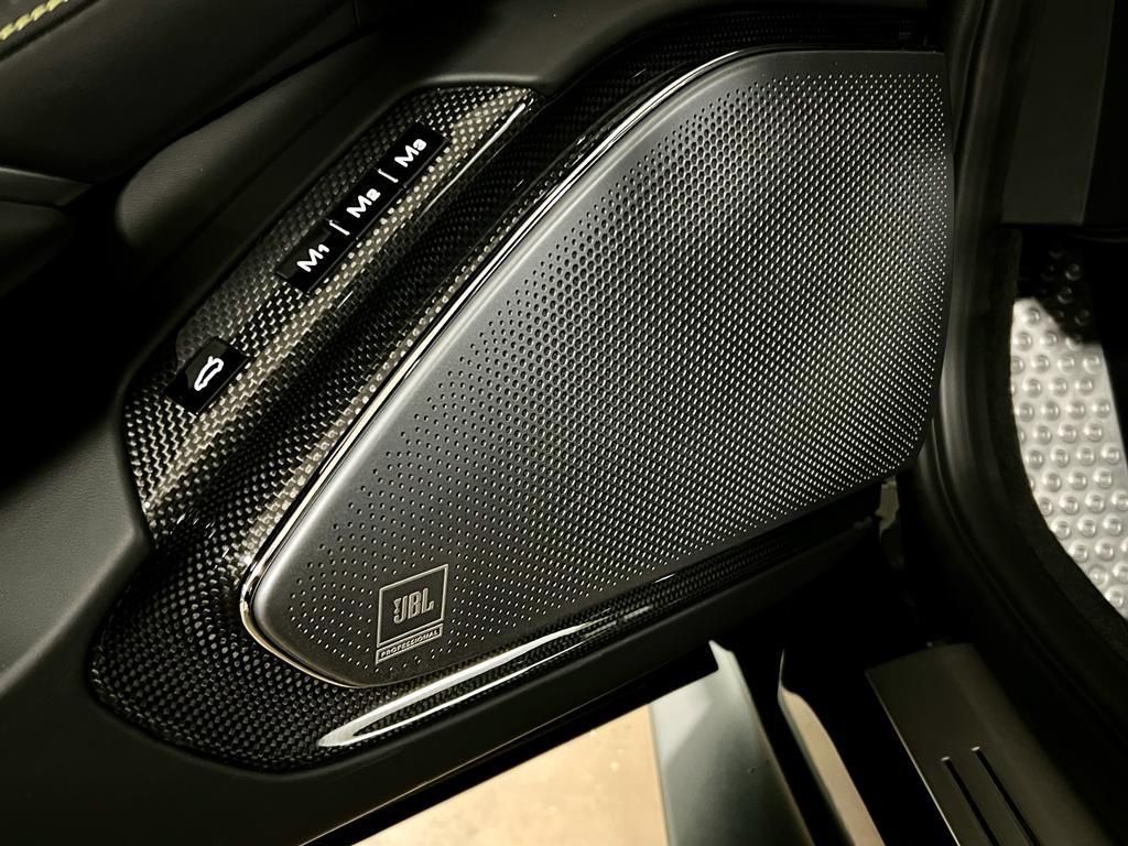 Fahrzeugabbildung Ferrari ROMA DAYTONASEAT CARBON JBL ADAS MY23 NEW FULL!