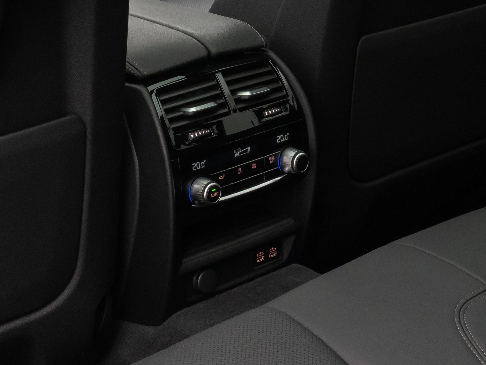 Fahrzeugabbildung BMW 530d  M Sport HUD DAB 4*Klima Laser Kamera Pano