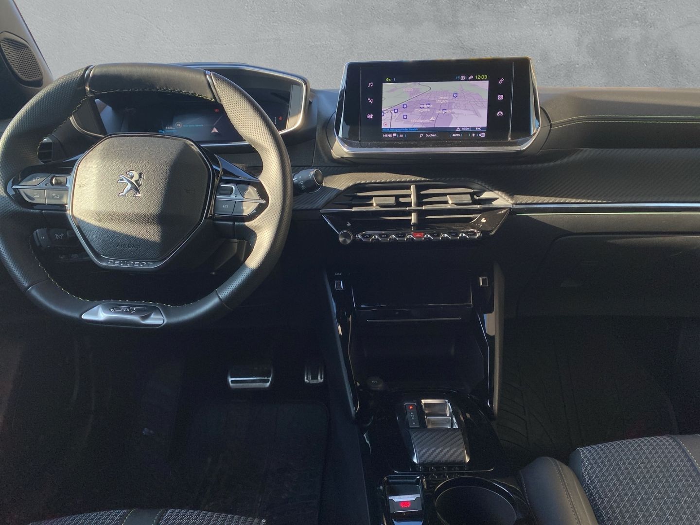 Fahrzeugabbildung Peugeot 2008 e- GT Elektromotor 136