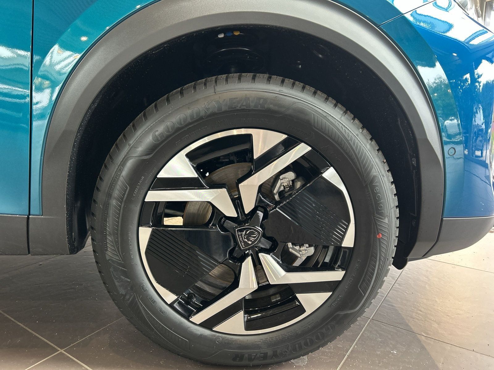 Peugeot 2008 - Bild 9