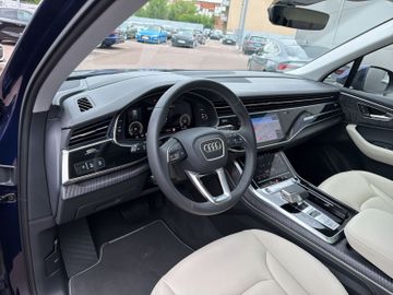 Audi Q7 - 11
