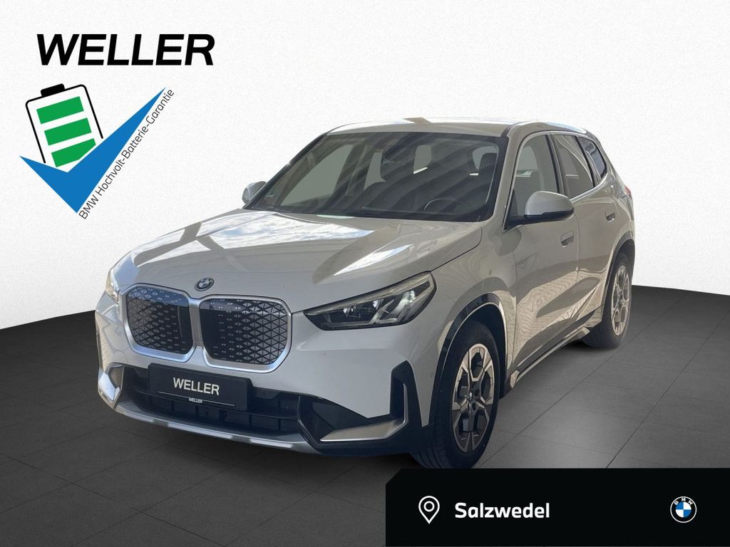 Image of BMW iX1