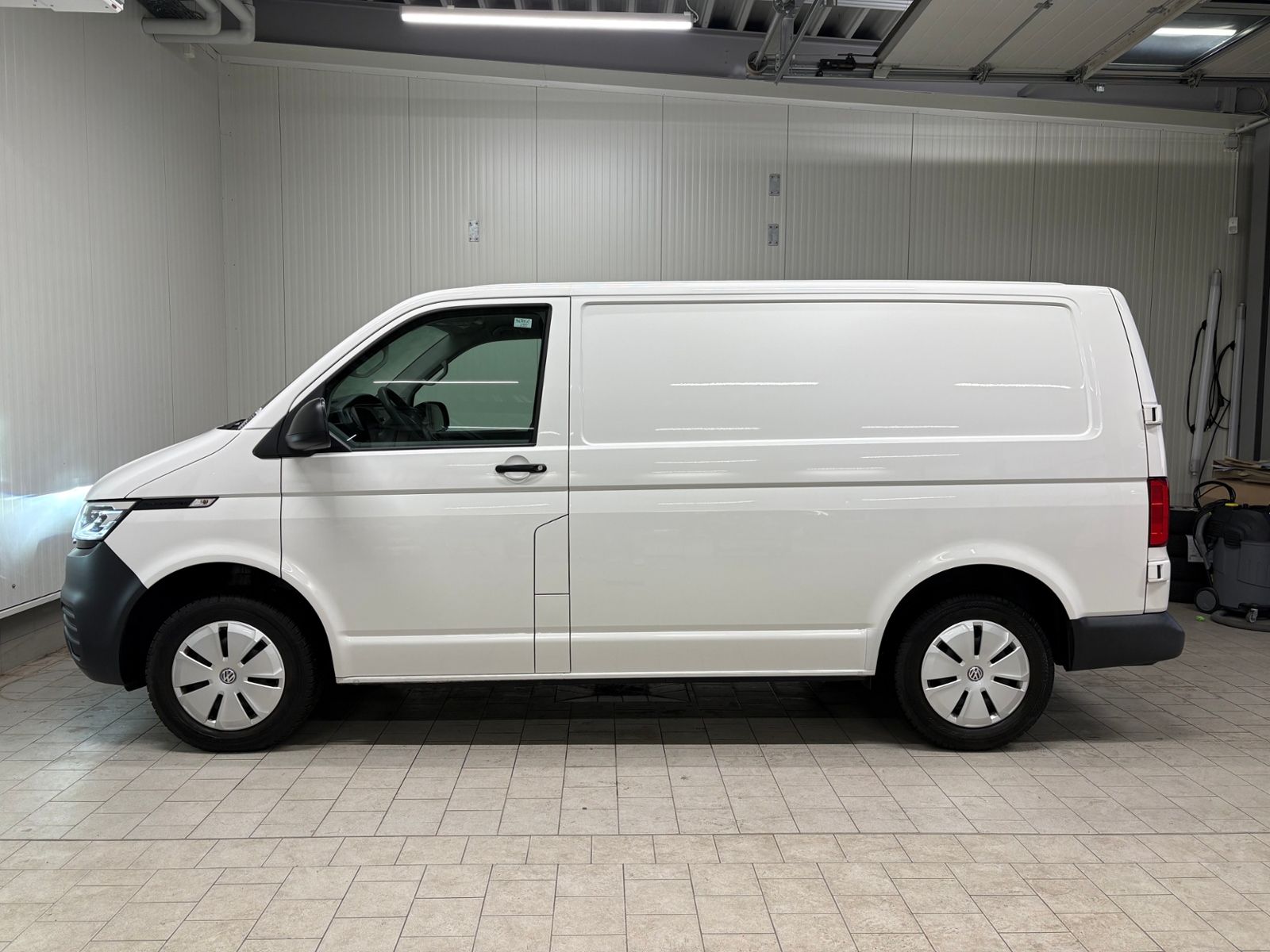 T6.1 Transporter EcoProfi 2.0 TDI LED RFK